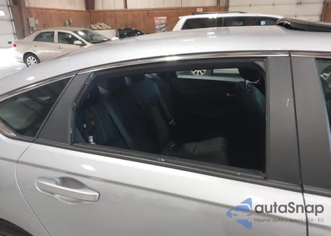 2023 Honda Accord Hybrid Sport z USA, uszkodzony, nr VIN 1HGCY2F5XPA057607